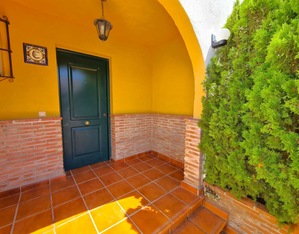 Semi-Detached House Casares Playa Málaga - image 9
