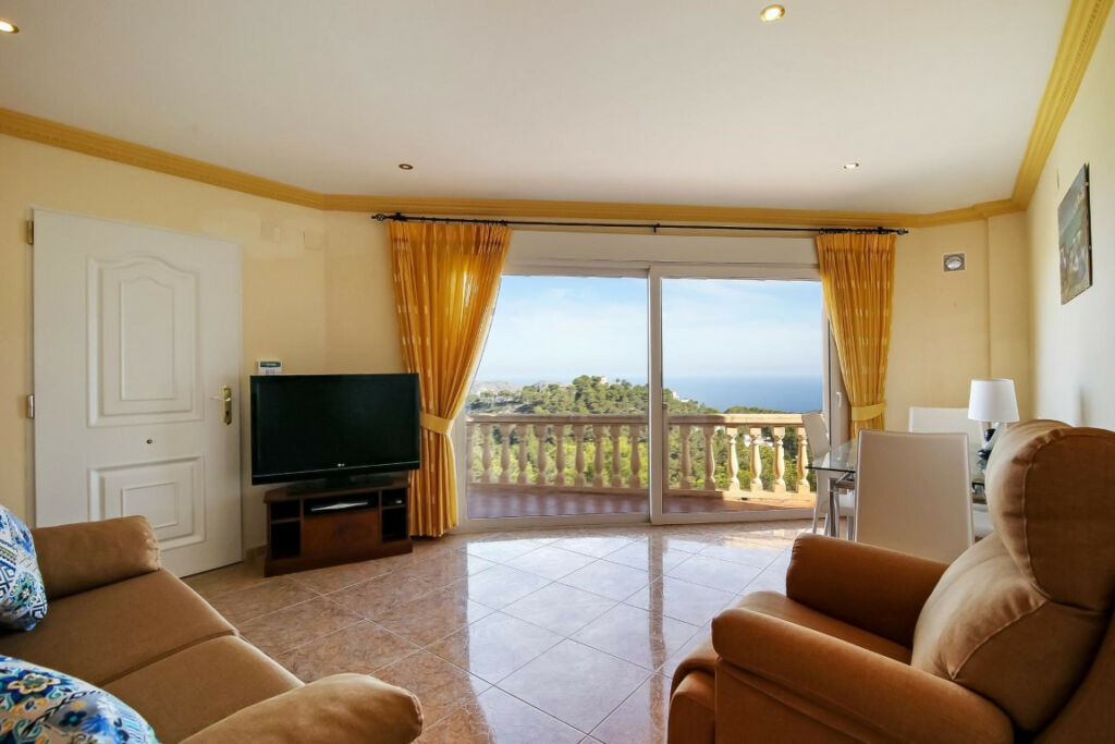 Detached Villa Moraira Alicante - image 9