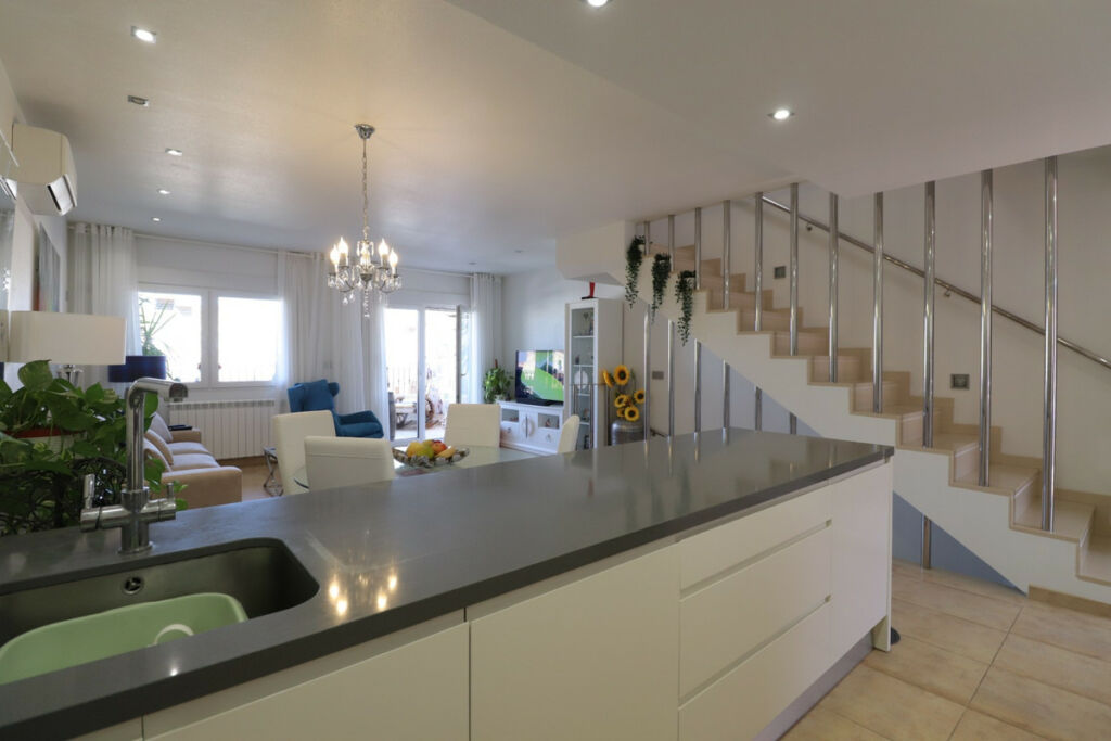Townhouse Benijofar Alicante - image 9