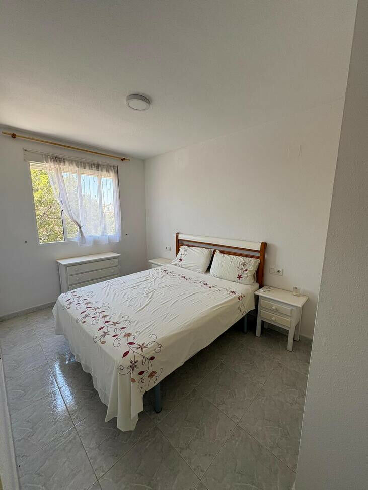 Middle Floor Apartment Lo Pepin Alicante - image 9