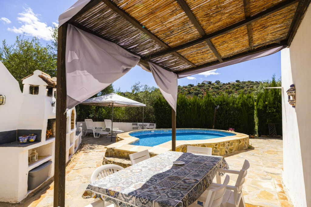 Detached Villa Comares Málaga - image 9