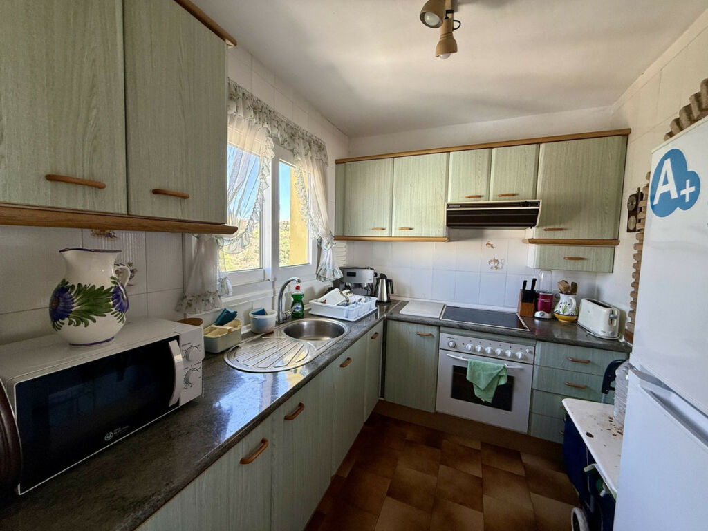 Penthouse Calahonda Málaga - image 9
