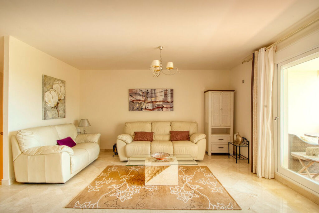 Townhouse Manilva Málaga - image 9