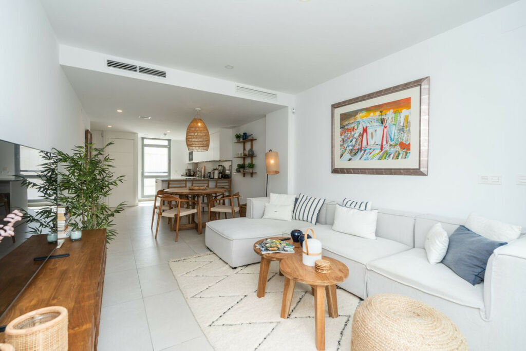 Penthouse Elviria Málaga - image 9