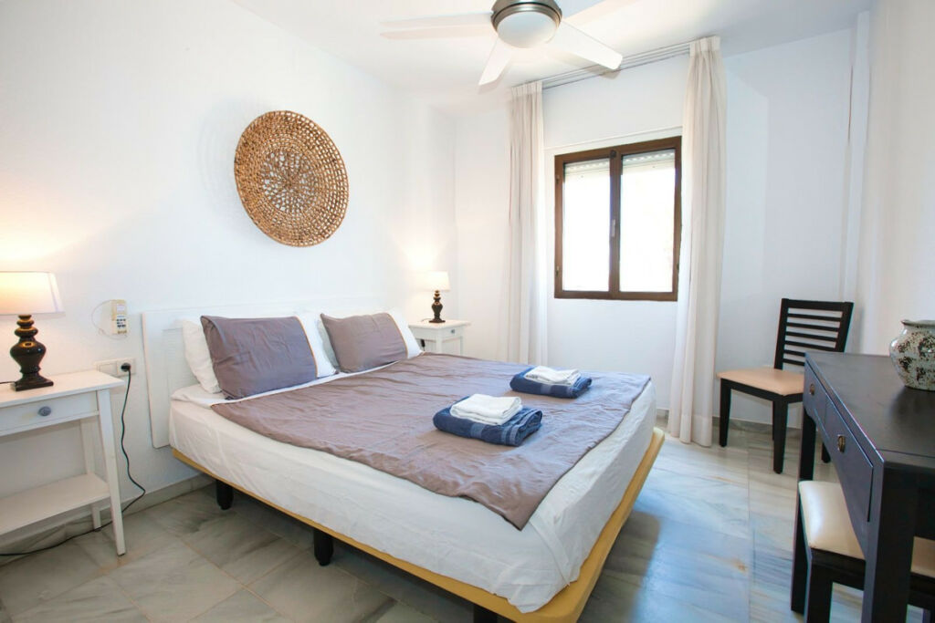 Middle Floor Apartment Mijas Costa Málaga - image 9