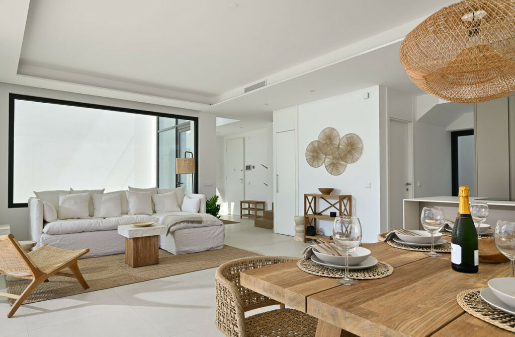 Detached Villa Benalmadena Pueblo Málaga - image 10