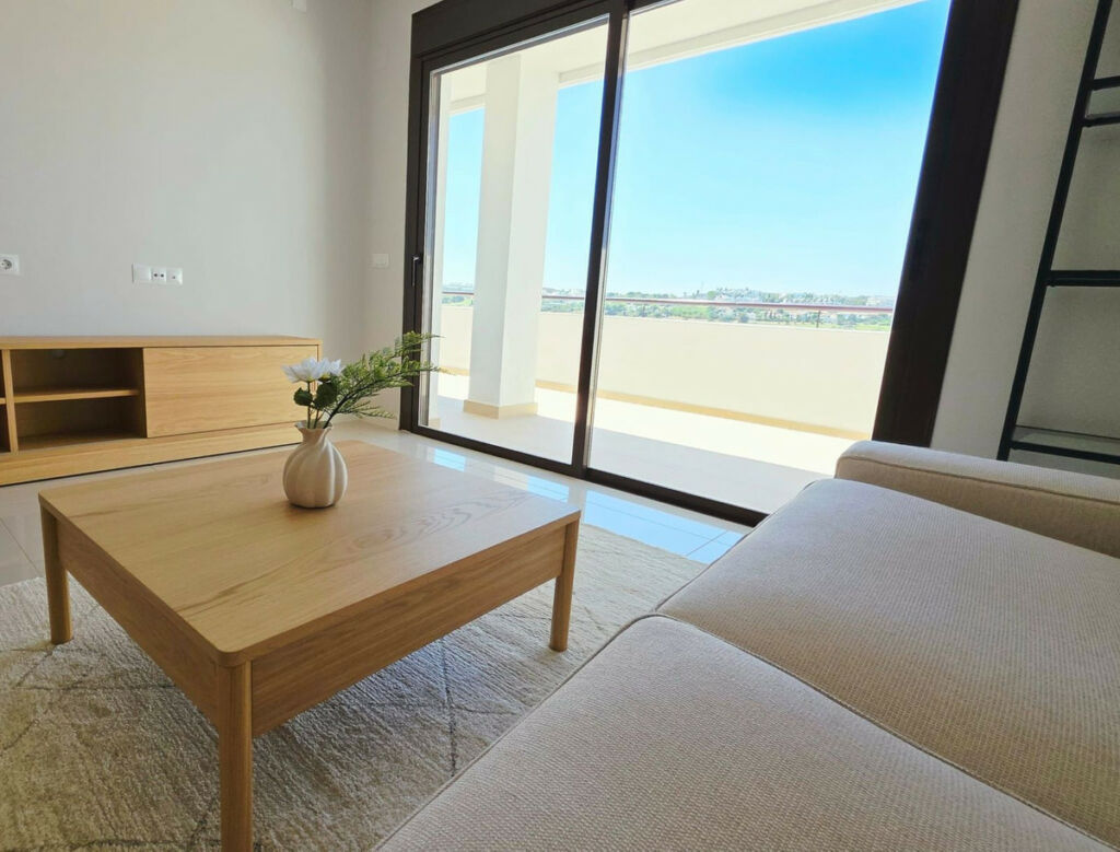 Middle Floor Apartment Estepona Málaga - image 9