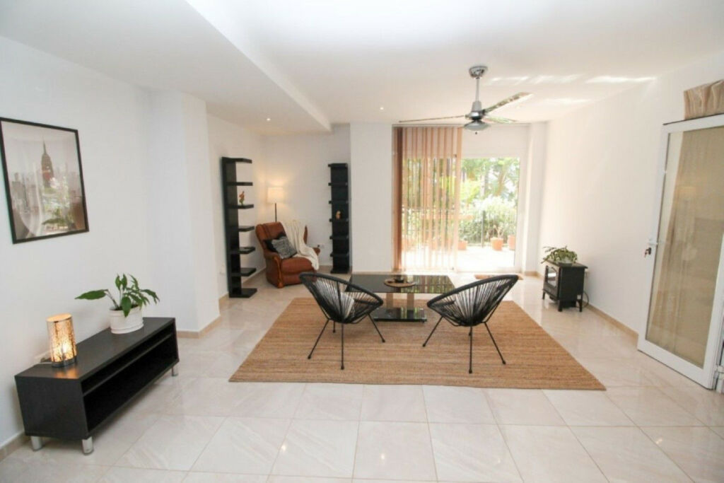 Ground Floor Apartment Miraflores Málaga