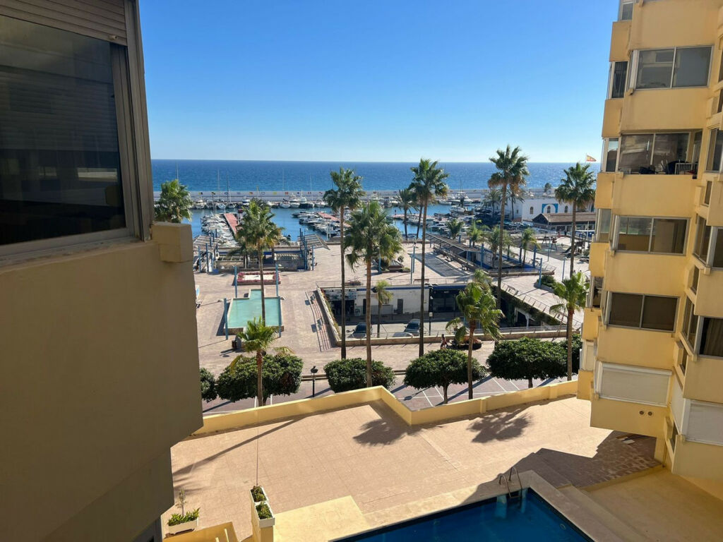 Middle Floor Apartment Marbella Málaga