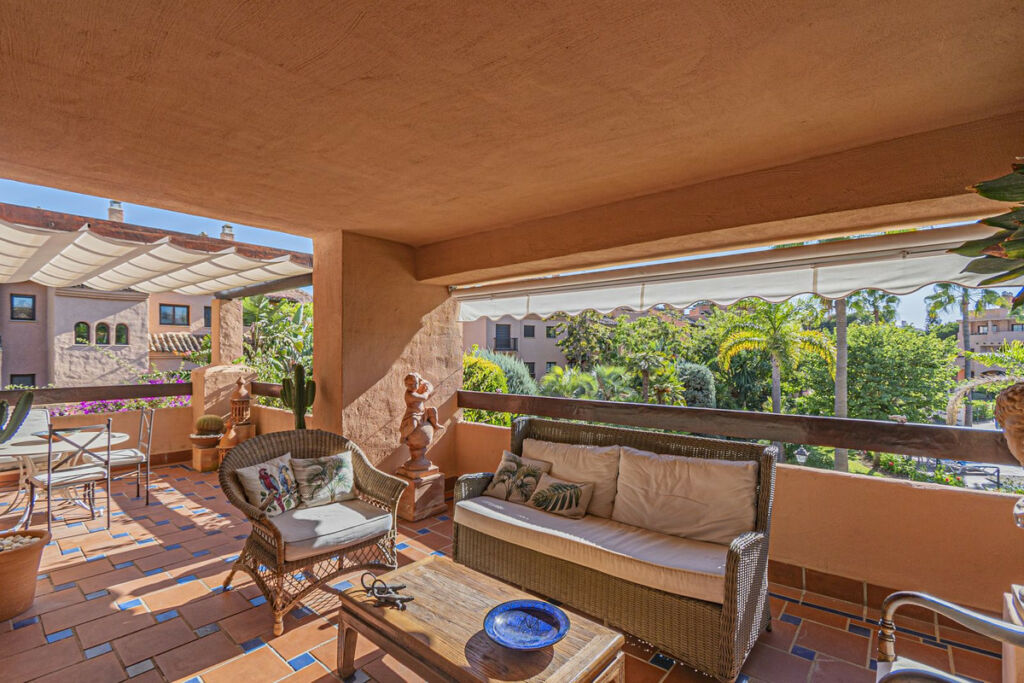 Middle Floor Apartment Hacienda del Sol Málaga