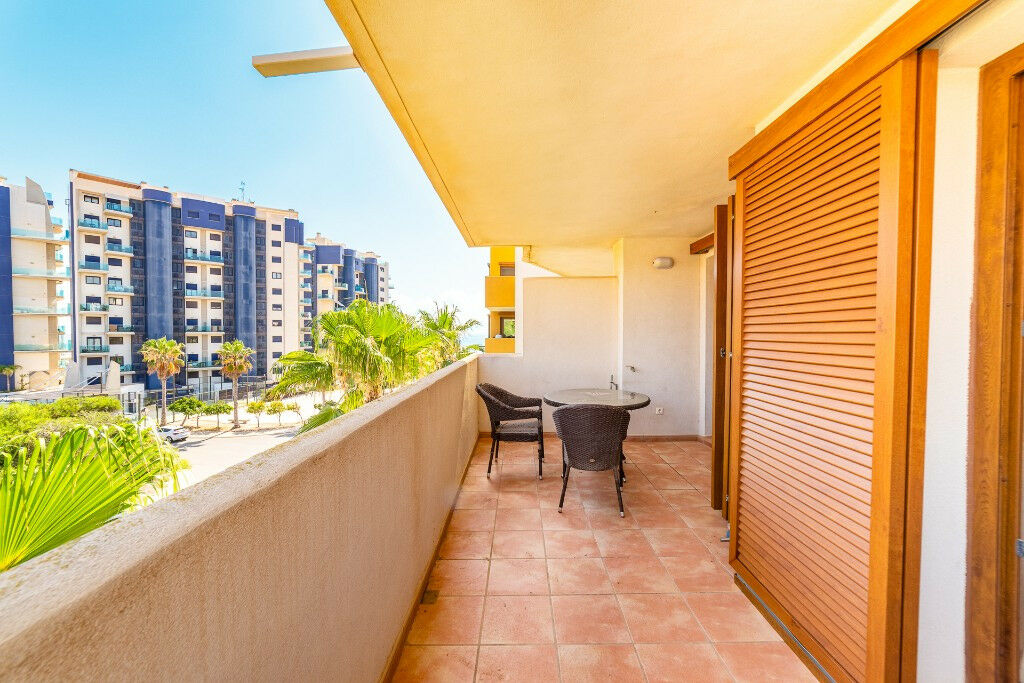 Middle Floor Apartment Punta Prima Alicante