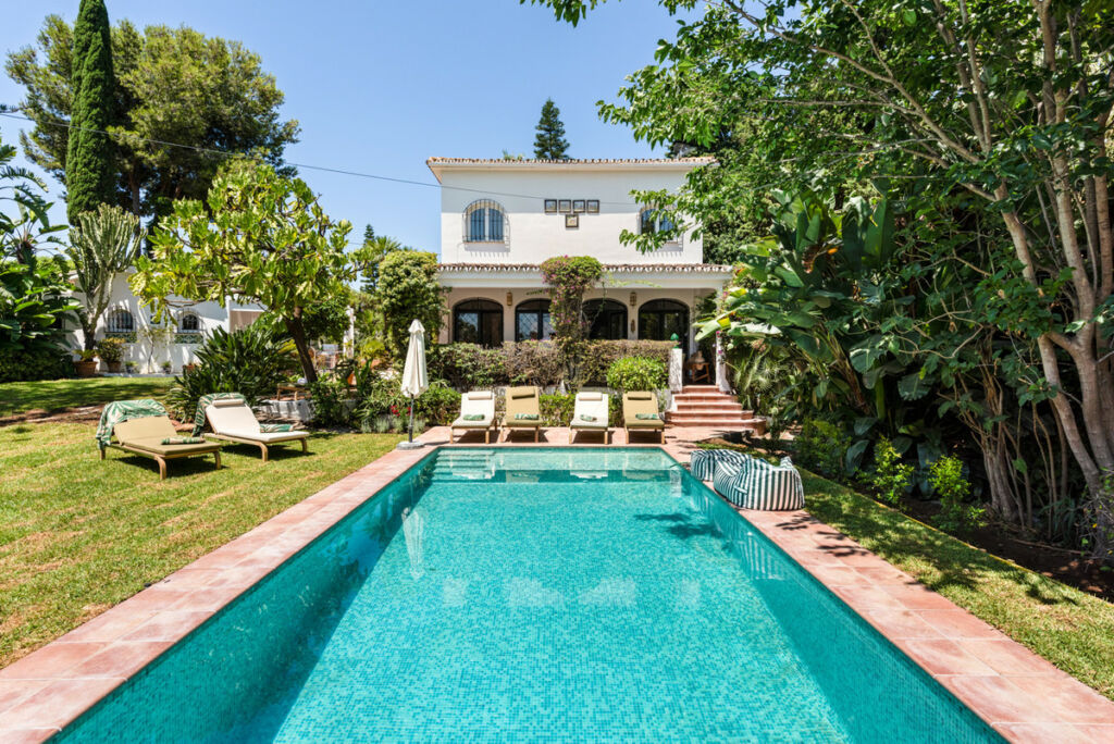 Detached Villa Nueva Andalucía Málaga