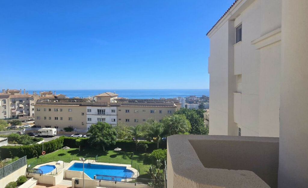 Middle Floor Apartment Arroyo de la Miel Málaga