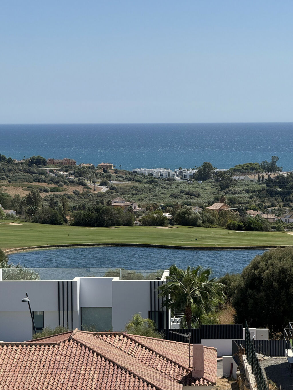Middle Floor Apartment Estepona Málaga
