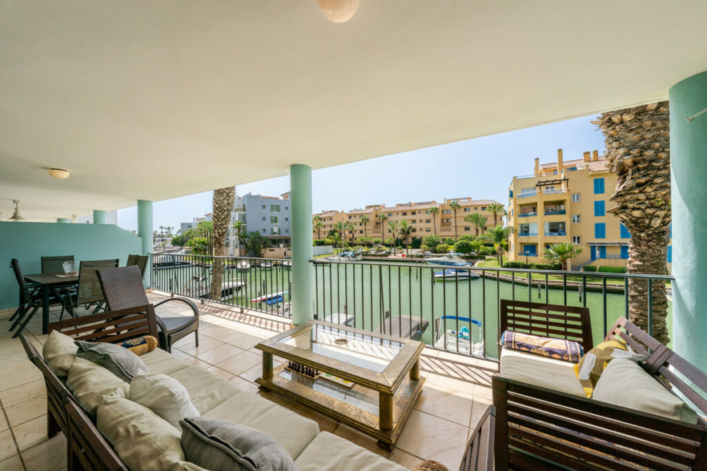 Middle Floor Apartment Sotogrande Marina Cádiz