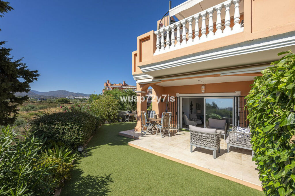 Ground Floor Apartment Estepona Málaga