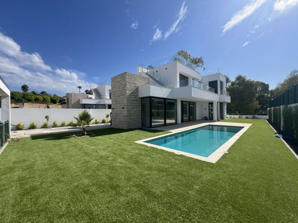 Detached Villa Atalaya Málaga
