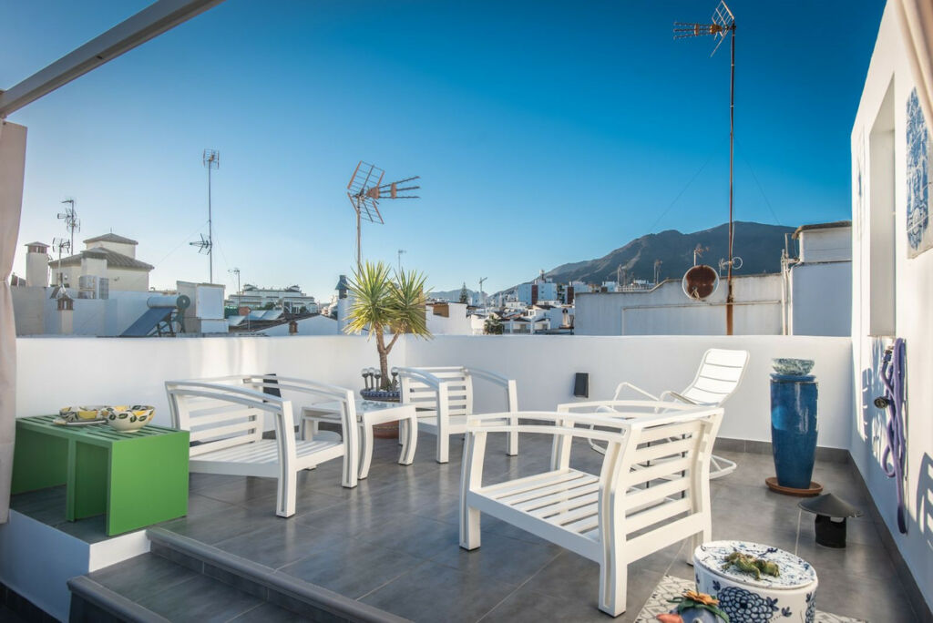 Penthouse Estepona Málaga - image 2