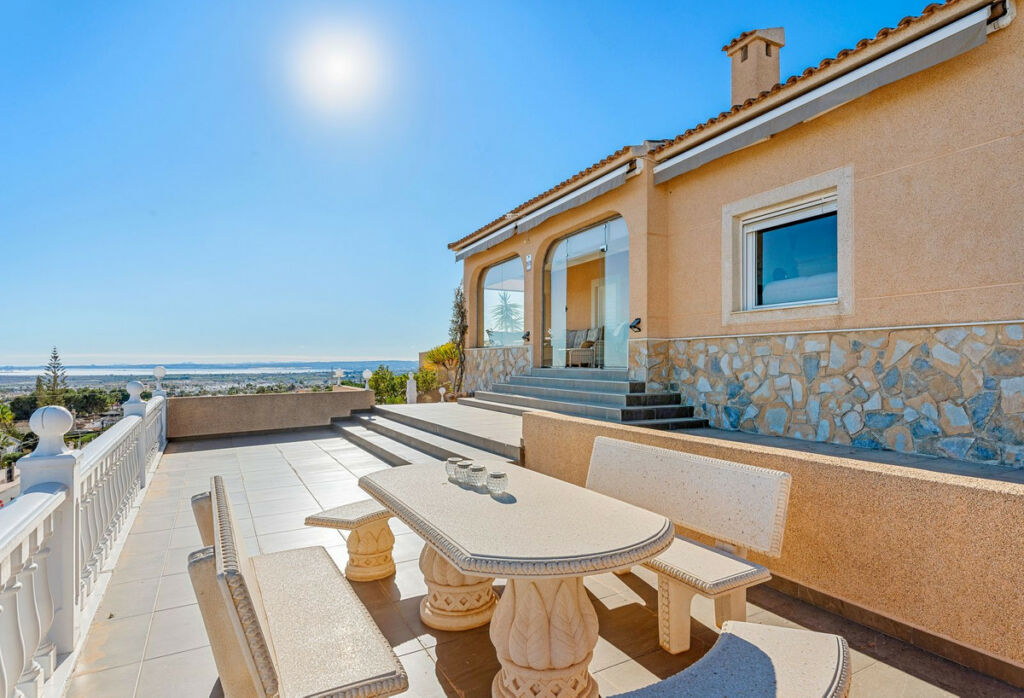 Detached Villa Ciudad Quesada Alicante