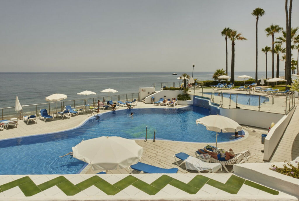 Middle Floor Apartment Estepona Málaga