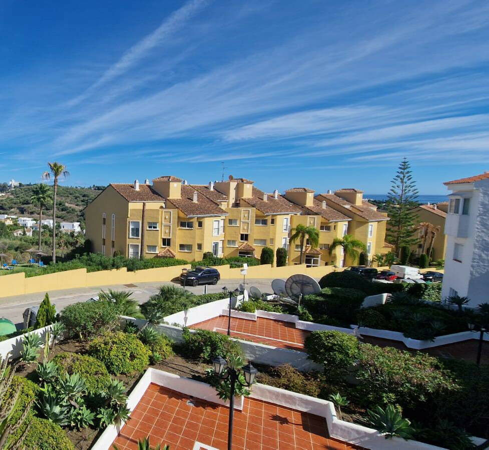 Middle Floor Apartment Bel Air Málaga