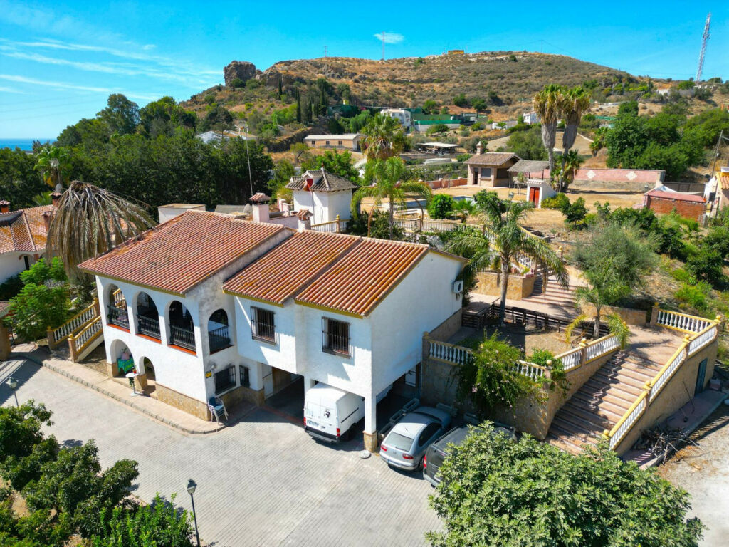 Detached Villa Almayate Málaga