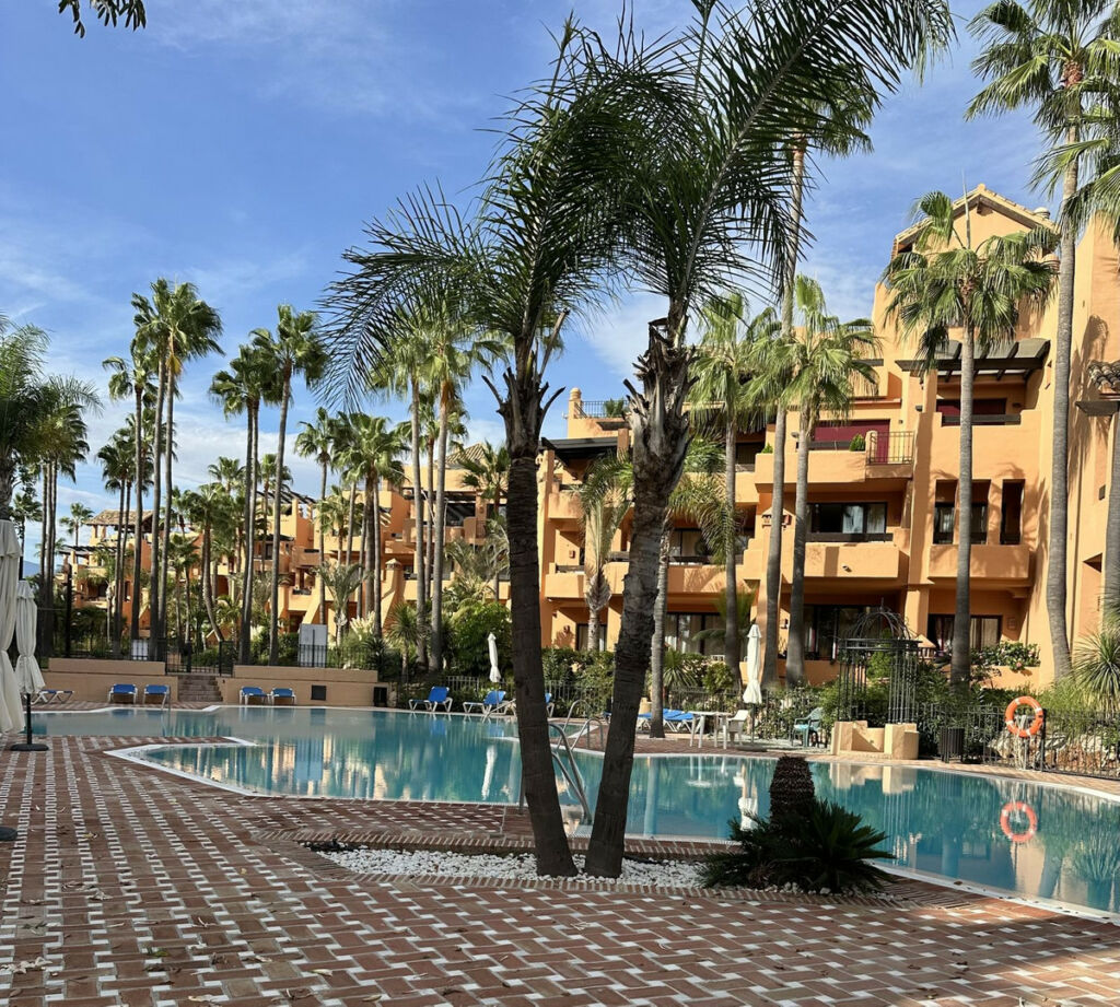 Middle Floor Apartment San Pedro de Alcántara Málaga