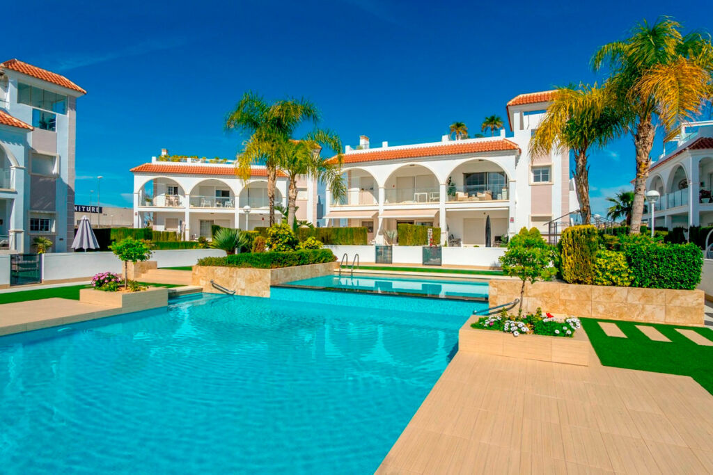 Penthouse Dona Pepa Alicante - image 7