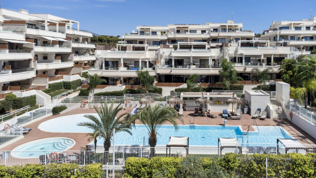 Ground Floor Apartment La Cala de Mijas Málaga - image 2
