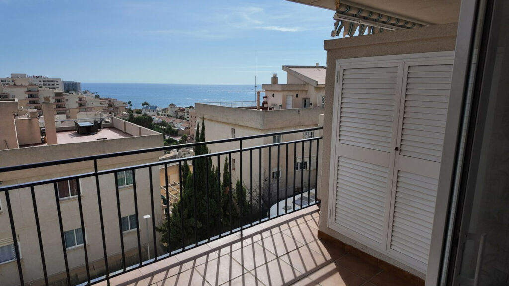 Middle Floor Apartment Benalmadena Málaga