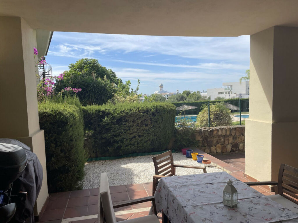 Ground Floor Apartment Selwo Málaga - image 3