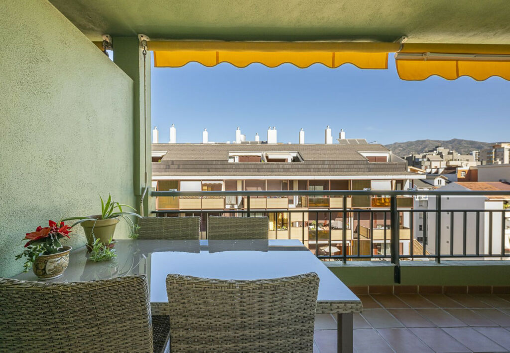 Middle Floor Apartment Fuengirola Málaga