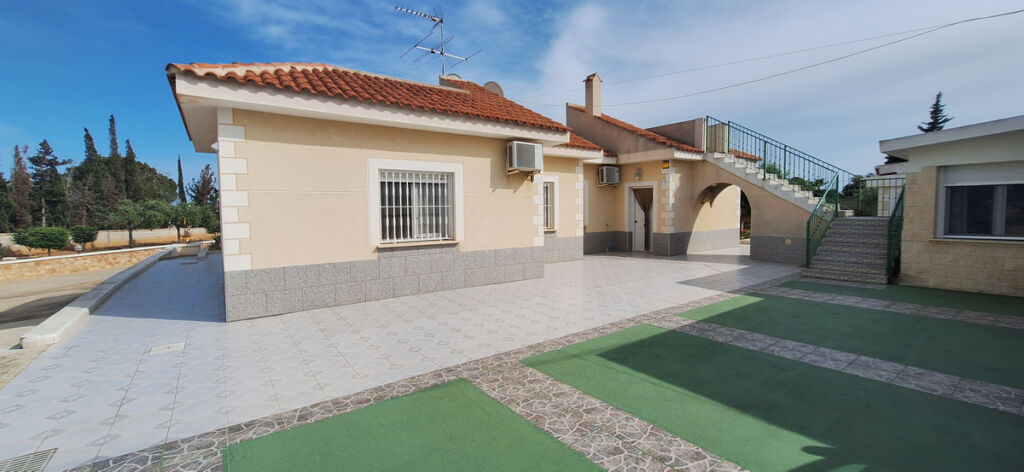 Detached Villa Elche Alicante