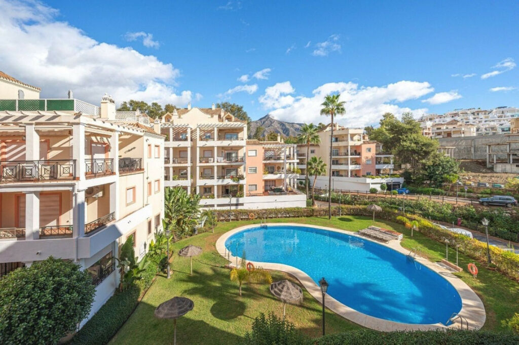 Middle Floor Apartment Las Brisas Málaga