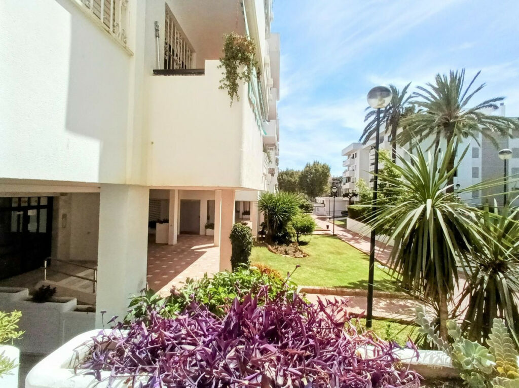Ground Floor Apartment La Carihuela Málaga