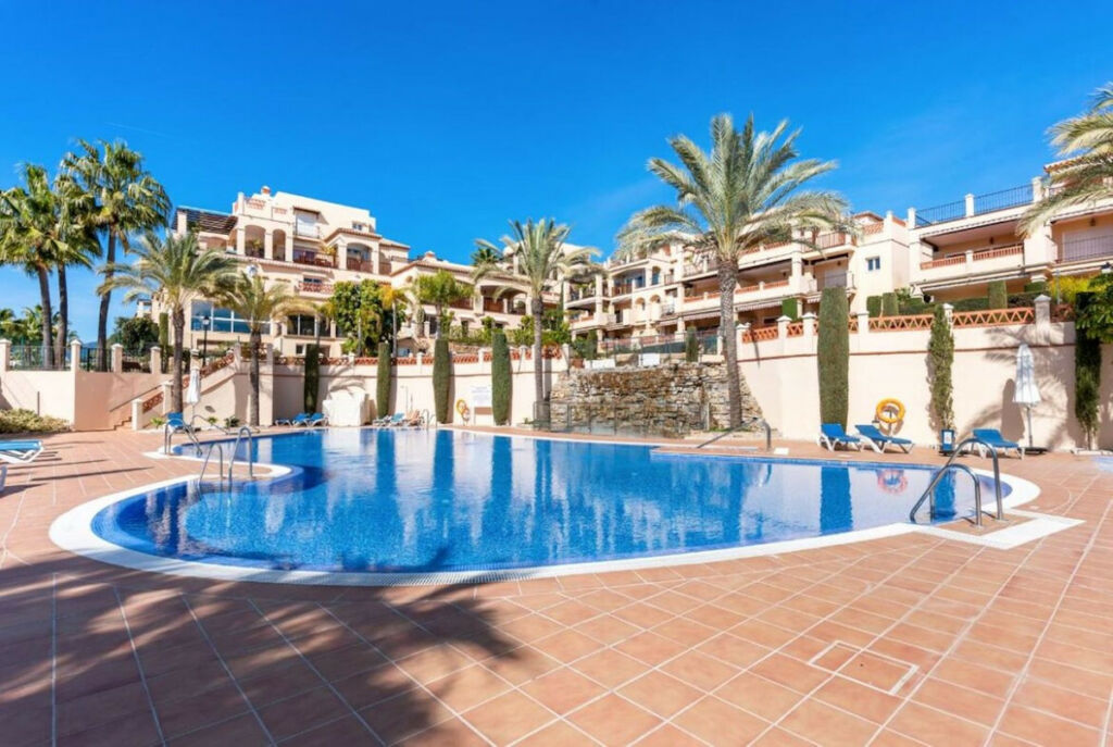 Middle Floor Apartment Atalaya Málaga