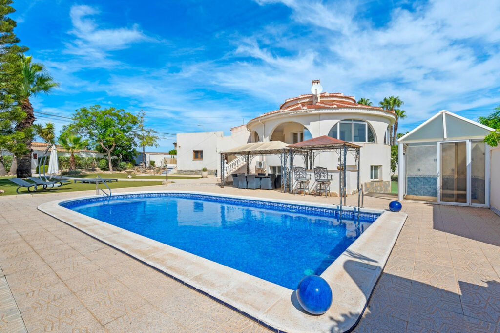 Detached Villa Ciudad Quesada Alicante