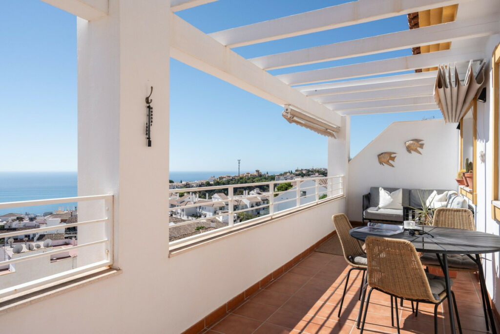 Penthouse Benalmadena Pueblo Málaga