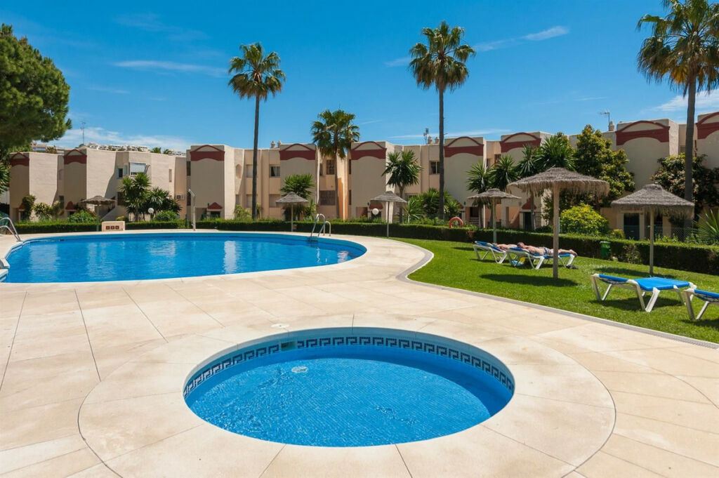 Middle Floor Apartment Riviera del Sol Málaga