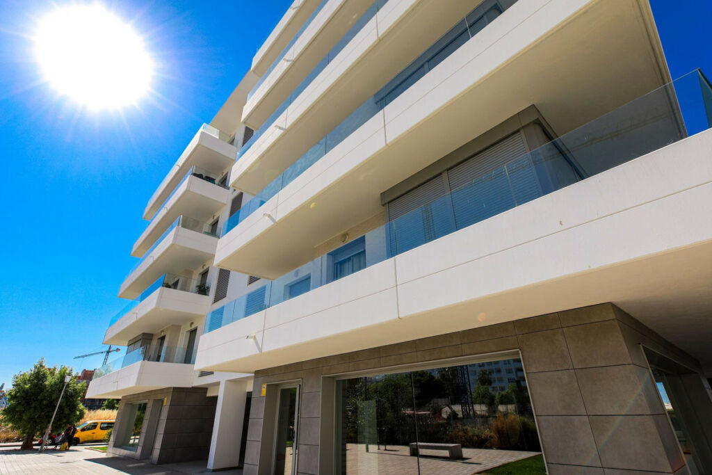 Middle Floor Apartment Nueva Andalucía Málaga