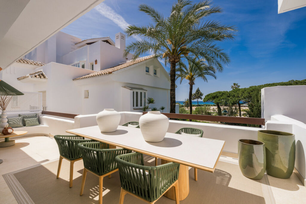 Middle Floor Apartment Los Monteros Málaga