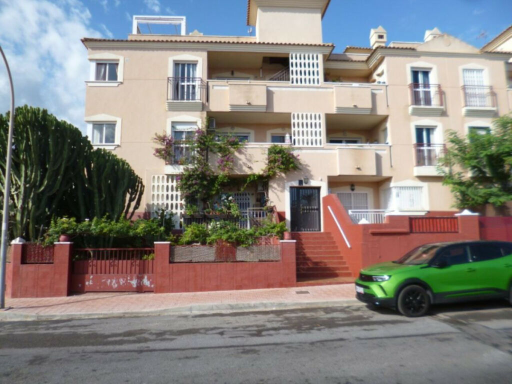Middle Floor Apartment La Florida Alicante
