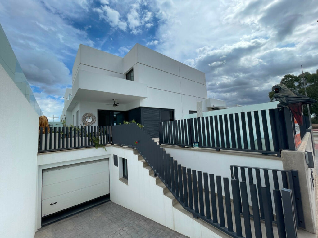Detached Villa Dolores Alicante
