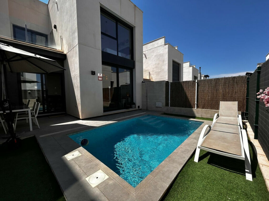 Detached Villa Orihuela Costa Alicante