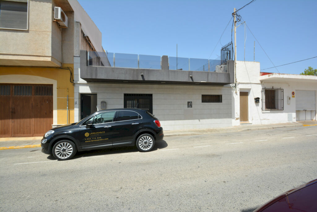 Detached Villa Los Montesinos Alicante