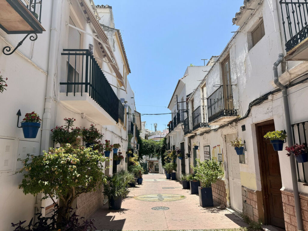 Top Floor Apartment Estepona Málaga