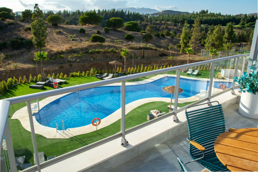 Middle Floor Apartment El Chaparral Málaga
