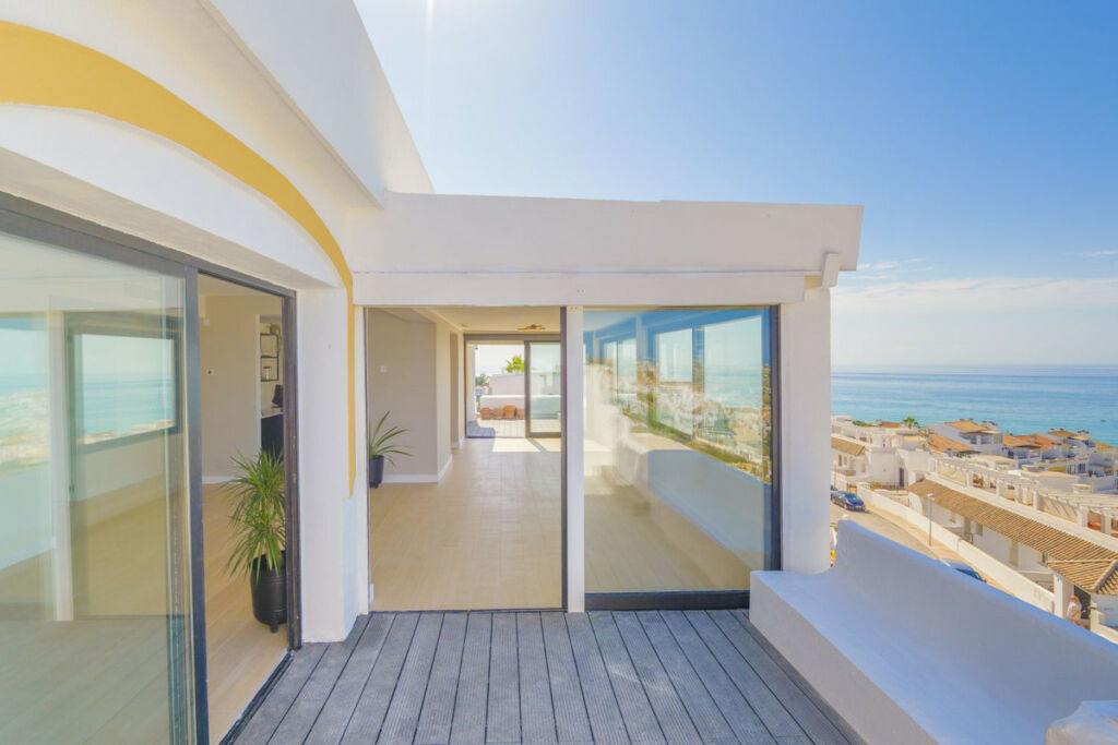 Penthouse Riviera del Sol Málaga - image 2