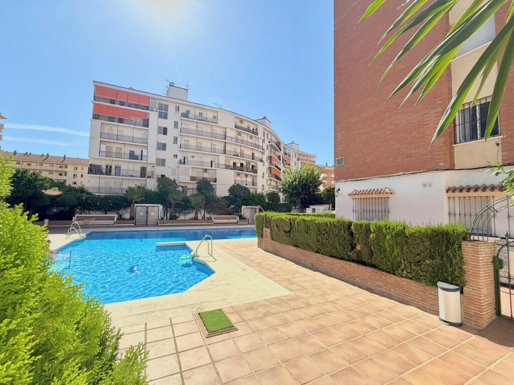 Middle Floor Apartment Fuengirola Málaga