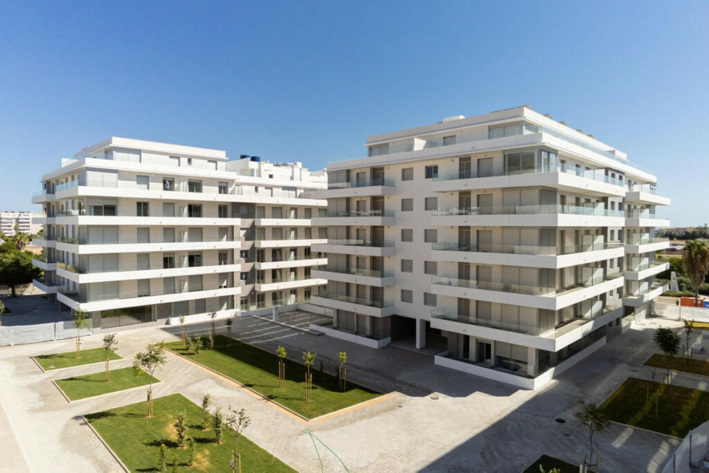 Middle Floor Apartment Nueva Andalucía Málaga